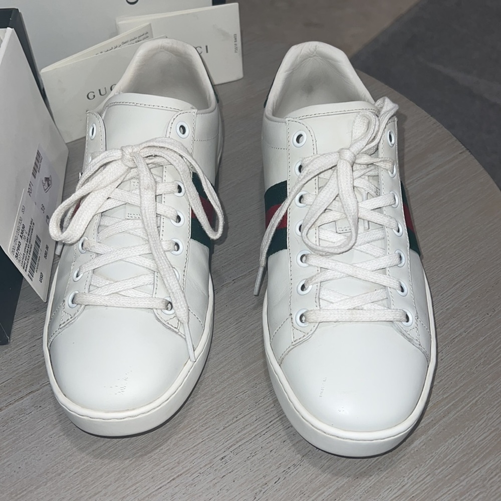 Gucci
Ace Leather Sneakers With Web Detail - Picture 3 of 10